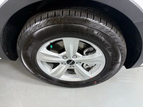 New 2026 Kia Sorento LX image 10