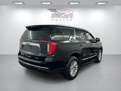 Used 2022 GMC Yukon SLT w/ SLT Premium Package AWD/4WD image 4
