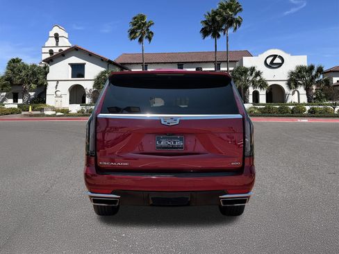 Used 2023 Cadillac Escalade ESV Premium Luxury w/ LPO, Floor Liner Package AWD/4WD image 3