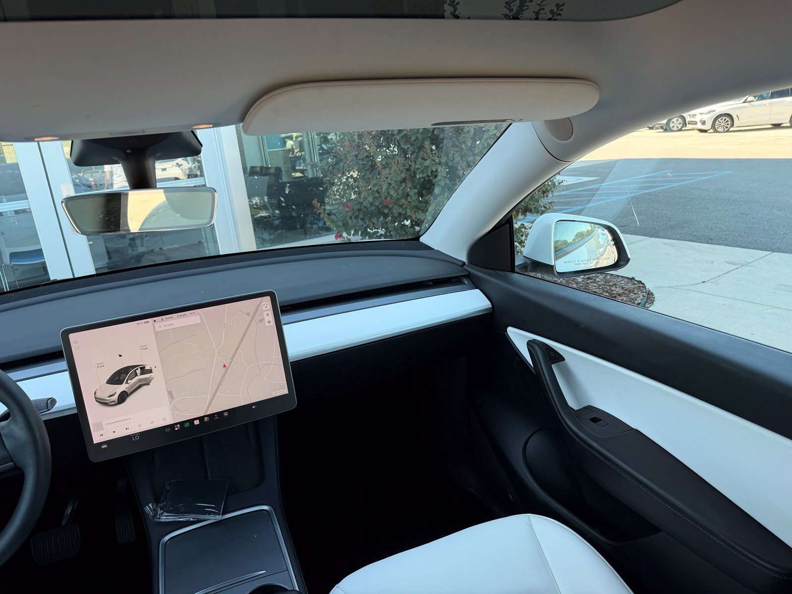 Used 2021 Tesla Model Y Long Range AWD/4WD image 23