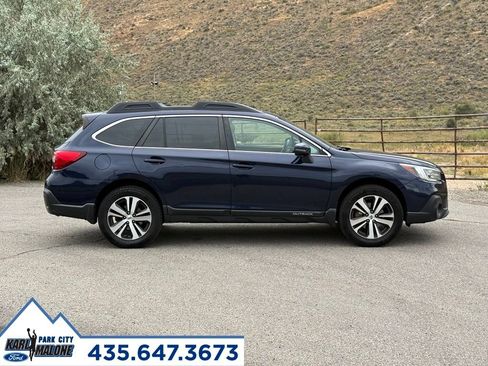 Used 2018 Subaru Outback 3.6R Limited AWD/4WD image 7