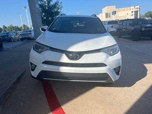 Used 2018 Toyota RAV4 XLE w/ Plus Extra Value Package FWD image 3