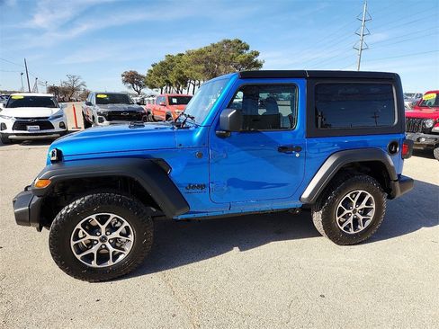 Used 2026 Jeep Wrangler Sport S image 2
