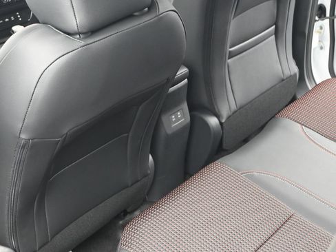 New 2026 Nissan Kicks SR w/ Illumination Package FWD image 9