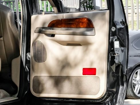 Used 2002 Ford Excursion Limited image 43