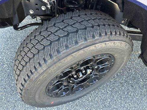 New 2026 Ford F250 Lariat w/ Black Appearance Package image 10