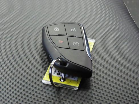 Used 2026 Chevrolet Equinox LT AWD/4WD image 15