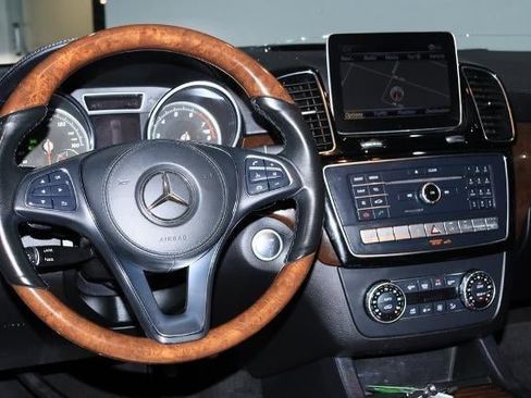 Used 2018 Mercedes-Benz GLS 550 4MATIC w/ Driver Assistance Package image 17