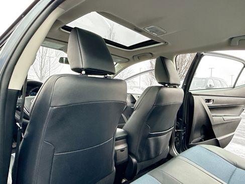 Used 2015 Toyota Corolla L image 6