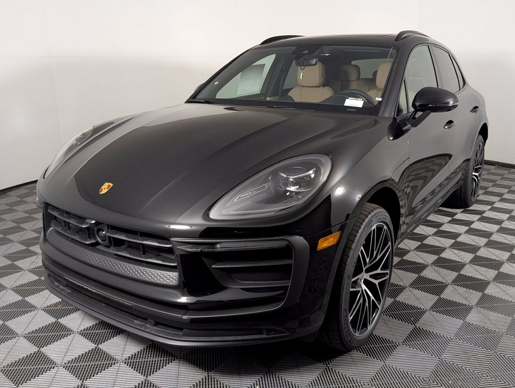 New 2026 Porsche Macan AWD/4WD image 1