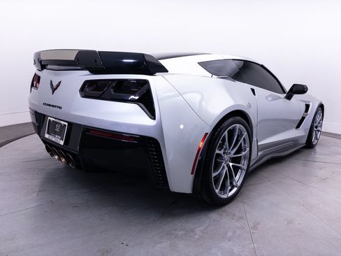 Used 2017 Chevrolet Corvette Grand Sport RWD image 18