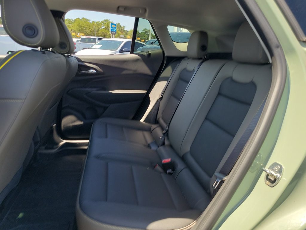 Certified 2024 Chevrolet Trax ACTIV w/ Sunroof Package FWD image 24