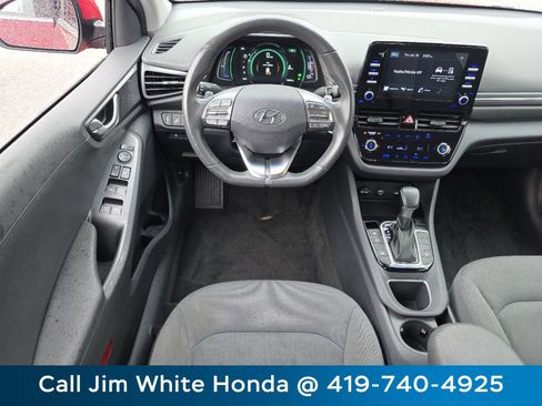 Used 2022 Hyundai Ioniq SE image 25