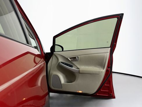 Used 2012 Toyota Prius Three image 31