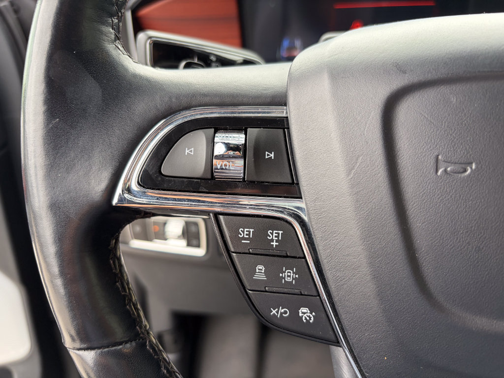 Used 2024 Lincoln Navigator L Reserve AWD/4WD image 28