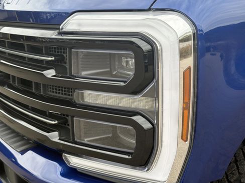 New 2026 Ford F250 Platinum w/ Tremor Off-Road Package AWD/4WD image 12