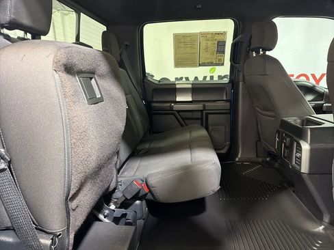 Used 2016 Ford F150 XLT w/ Equipment Group 302A Luxury image 15