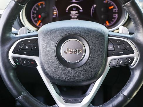 Used 2018 Jeep Grand Cherokee Summit AWD/4WD image 9