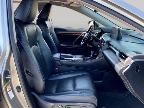 Used 2020 Lexus RX 350L FWD w/ Premium Package image 9