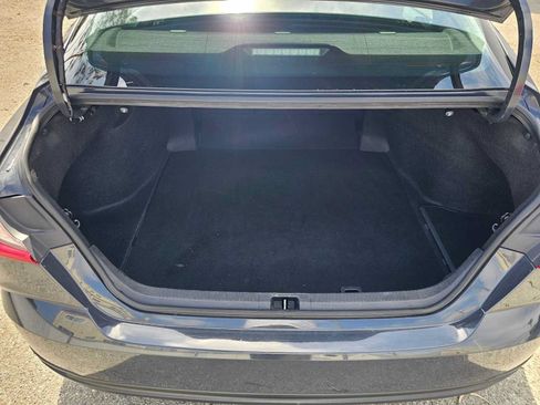 Used 2025 Toyota Camry LE FWD image 15