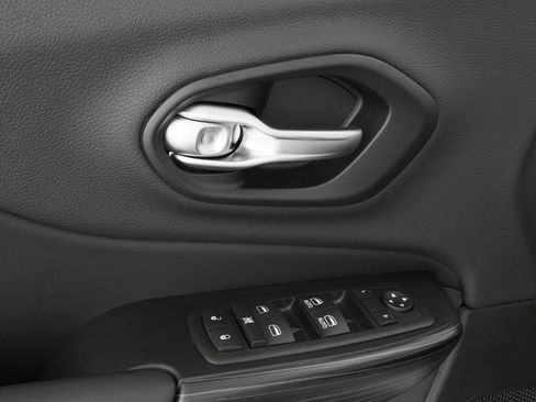 Used 2017 Jeep Cherokee Limited AWD/4WD image 23