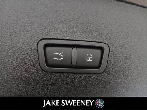 New 2024 Alfa Romeo Tonale Veloce image 30