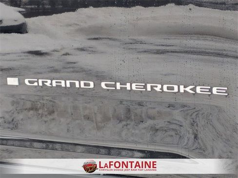 Certified 2024 Jeep Grand Cherokee Limited image 10