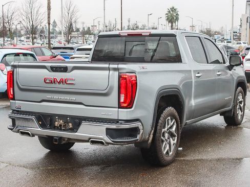 Used 2024 GMC Sierra 1500 SLT w/ SLT Convenience Package image 4