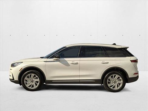 New 2025 Lincoln Corsair AWD image 8