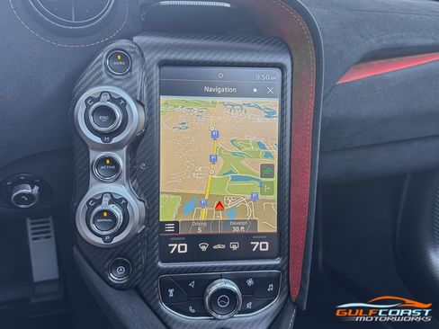 Used 2022 McLaren 765LT image 20