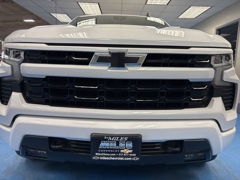 Certified 2024 Chevrolet Silverado 1500 RST w/ Z71 Off-Road Package image 12