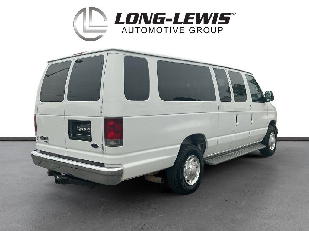 Used 2006 Ford E-350 and Econoline 350 Extended Wagon Super Duty RWD image 7