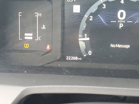 Used 2024 Toyota Tacoma SR image 18