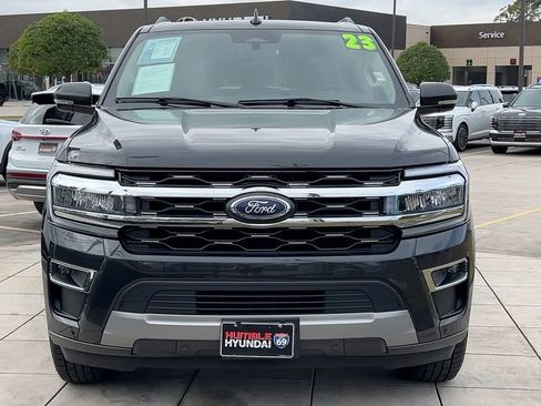 Used 2023 Ford Expedition Limited image 12