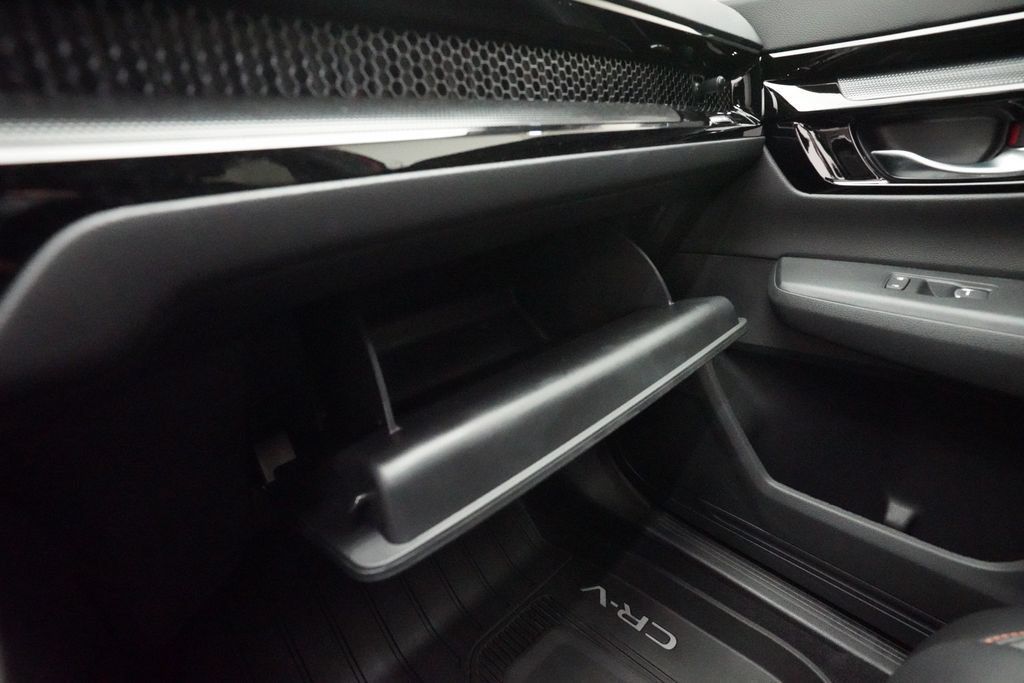 Certified 2026 Honda CR-V Sport Touring image 29