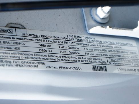 Used 2017 Ford F550 2WD Regular Cab Super Duty image 20