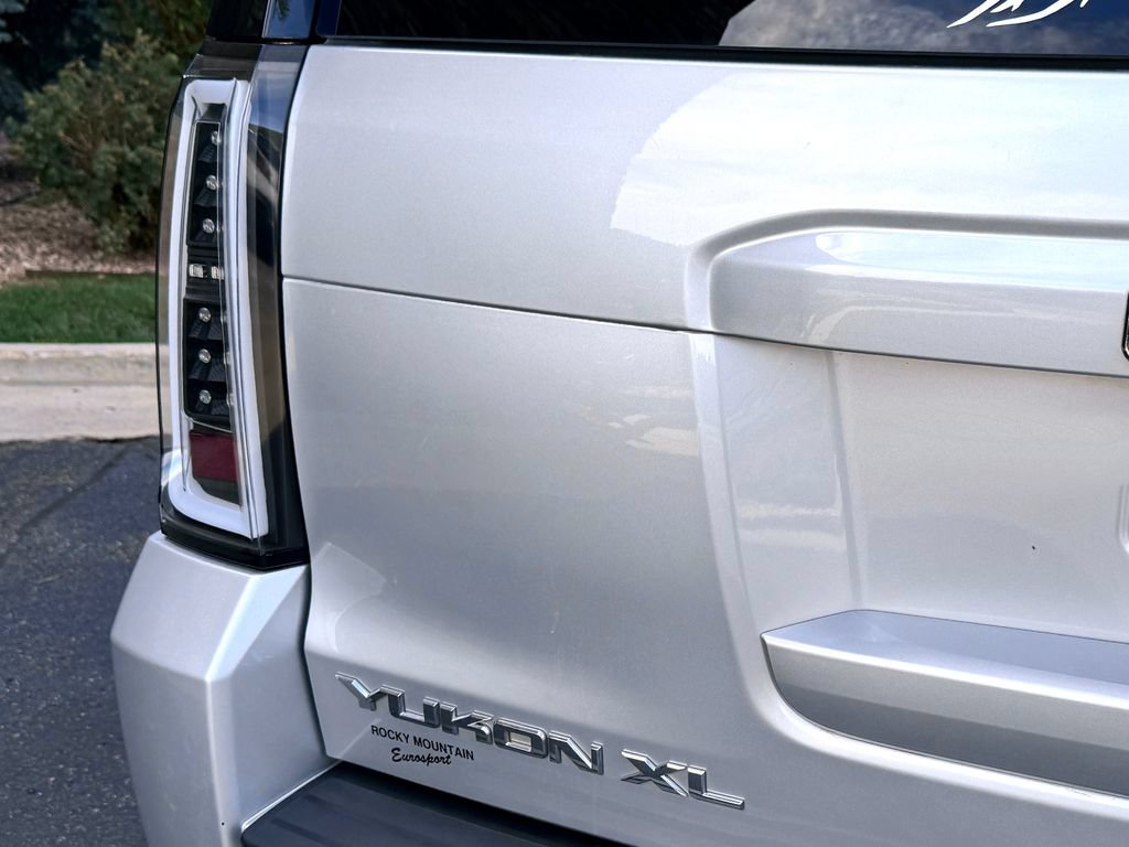 Used 2016 GMC Yukon XL SLE AWD/4WD image 10