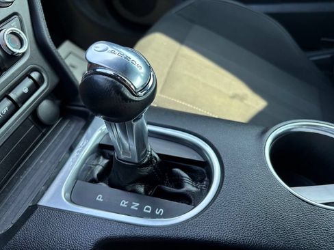Used 2019 Ford Mustang Coupe RWD image 27