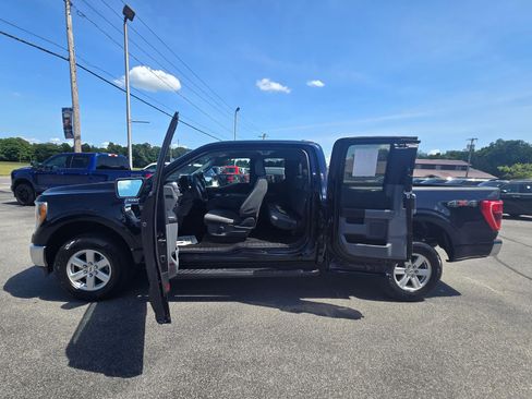Used 2022 Ford F150 XLT w/ Bed Utility Package AWD/4WD image 12