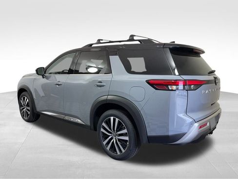 New 2025 Nissan Pathfinder Platinum w/ Cargo Package image 3
