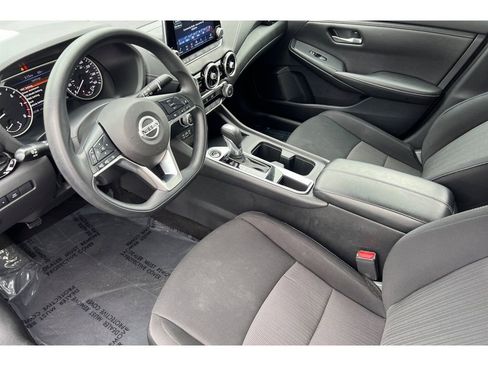 Used 2023 Nissan Sentra SV image 12