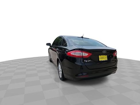 Used 2014 Ford Fusion SE FWD image 7