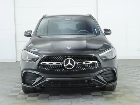 Certified 2025 Mercedes-Benz GLA 250 image 2
