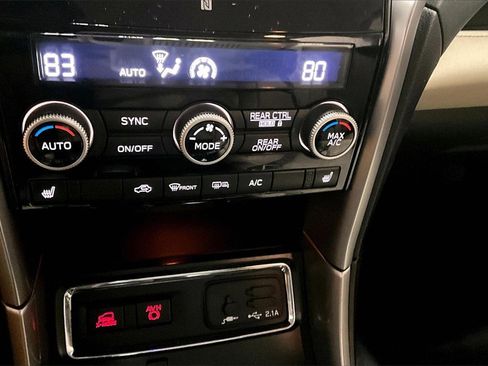 Used 2022 Subaru Ascent Limited image 15