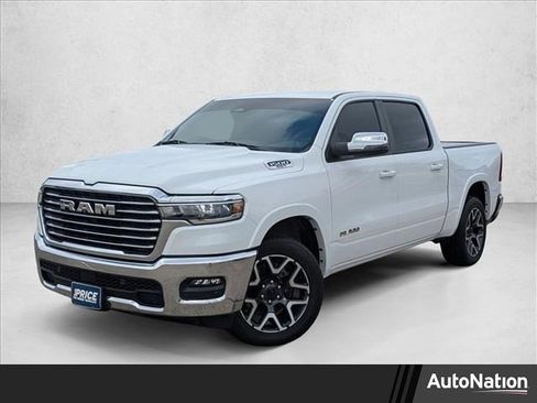 Used 2025 RAM 1500 Laramie AWD/4WD image 1