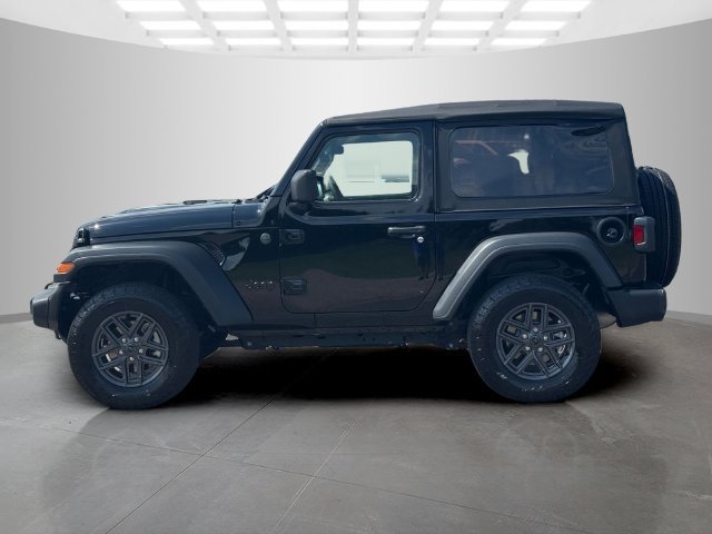 Certified 2025 Jeep Wrangler Sport AWD/4WD image 4