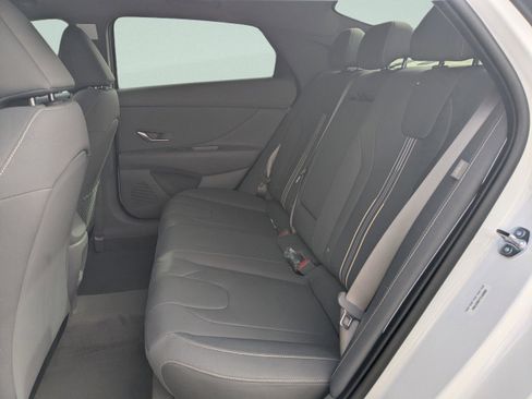 New 2026 Hyundai Elantra SEL Sport Premium FWD image 11