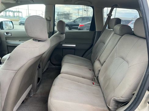 Used 2007 Mitsubishi Endeavor LS image 14