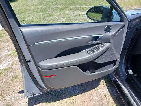 Used 2020 Hyundai Sonata SEL w/ Convenience Package FWD image 11
