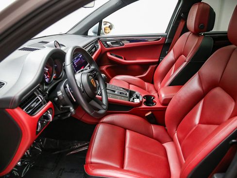 Used 2022 Porsche Macan S AWD/4WD image 22